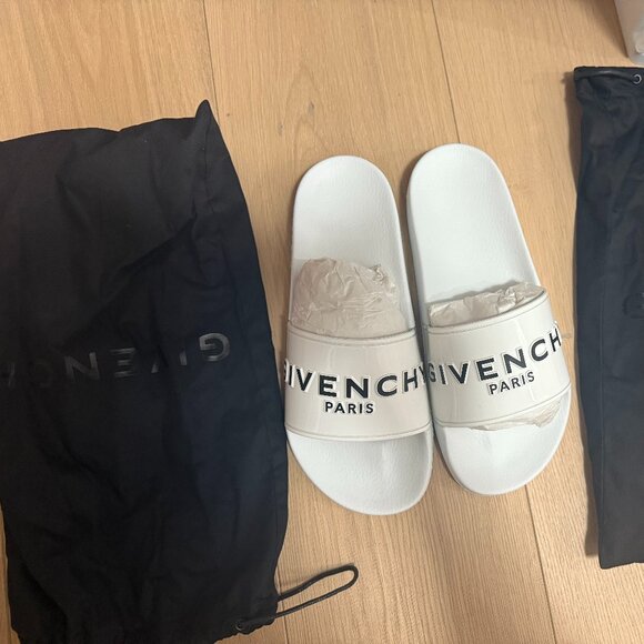 Givenchy Logo Slide Sandal NWT with box & dust bags SZ 38 - US SZ 8 - Picture 1 of 6
